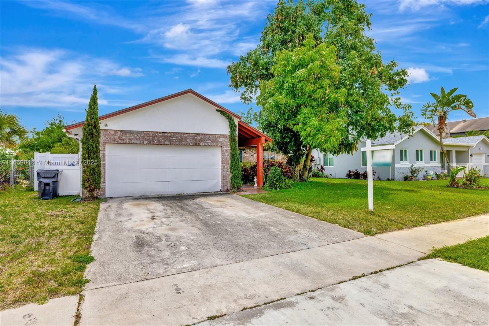 1905 SW 87th Ave, North Lauderdale, Florida image 1