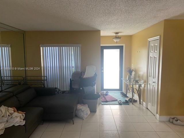 1905 SW 87th Ave, North Lauderdale, Florida image 3