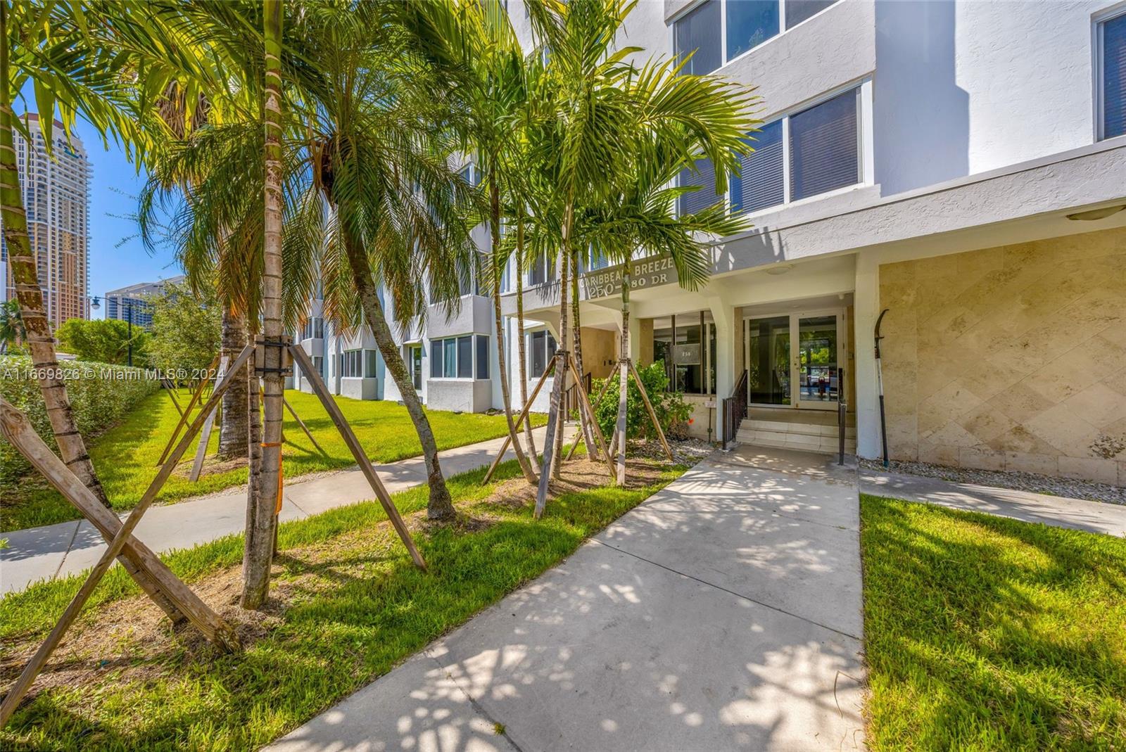 250 180th Dr #352, Sunny Isles Beach, Florida image 21