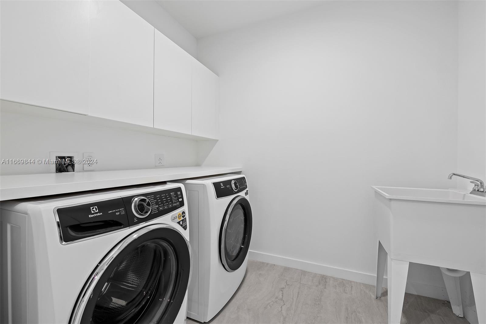 Listing Photo 23