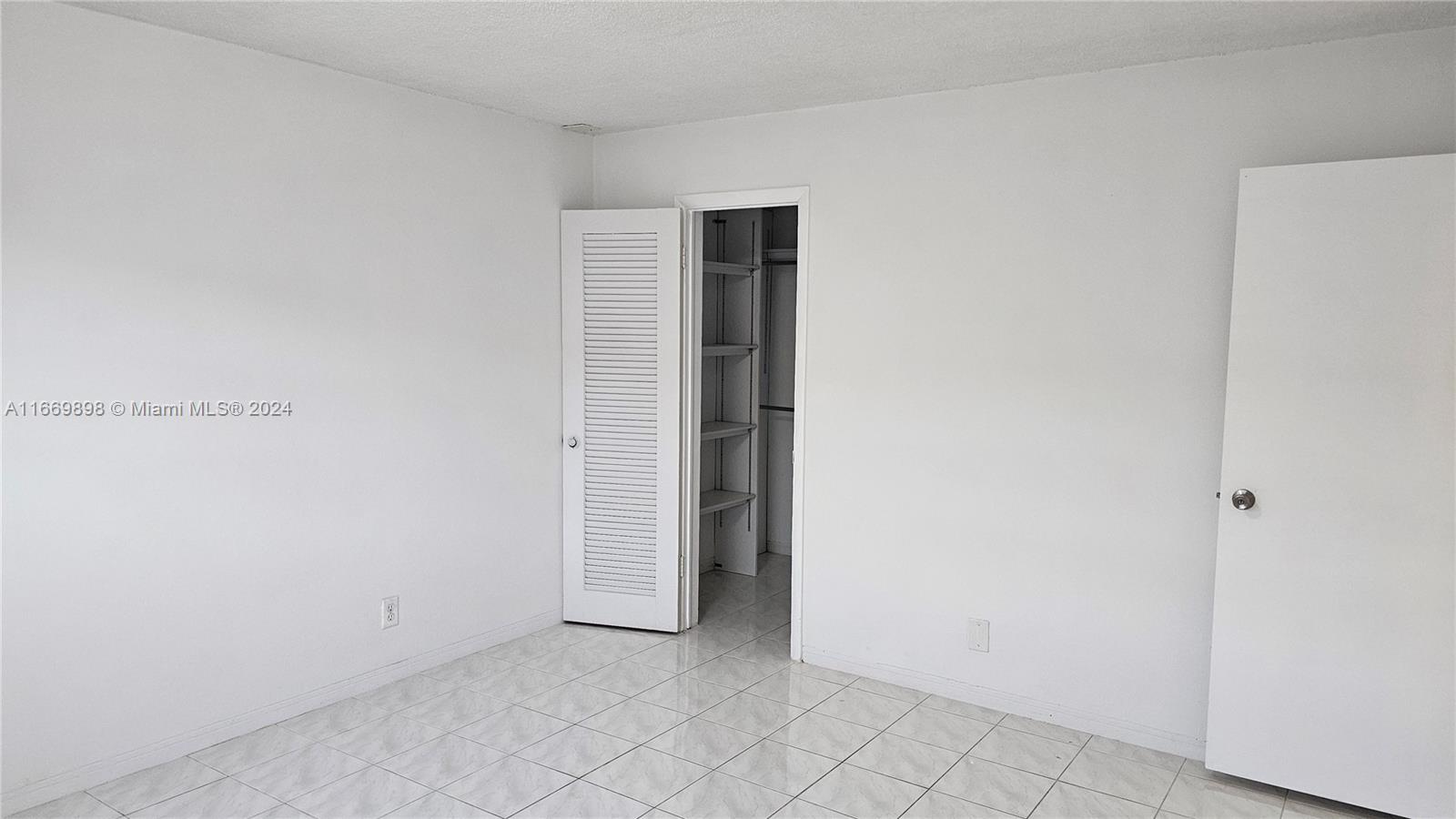 200 NE 12th Ave #5C, Hallandale Beach, Florida image 18