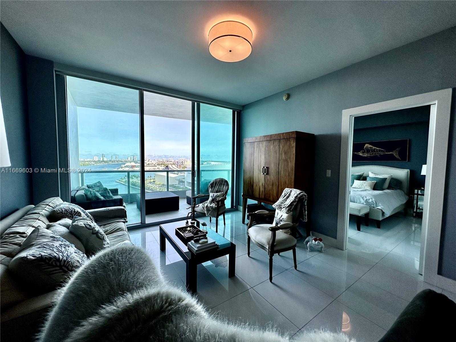 900 Biscayne Blvd #1903, Miami FL 33132