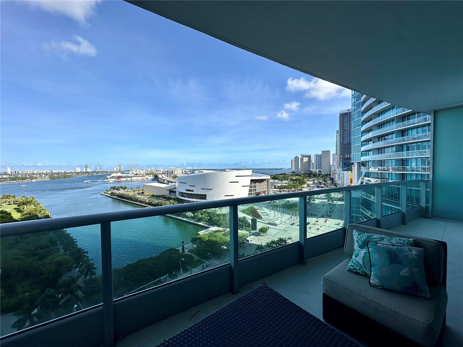 900 Biscayne Blvd #1903, Miami FL 33132