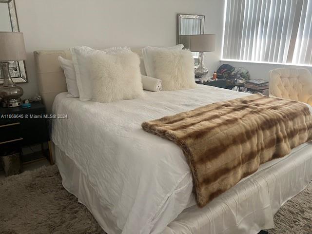 16558 NE 26th Ave #6C DOCK INCLUDED, North Miami Beach, Florida image 11