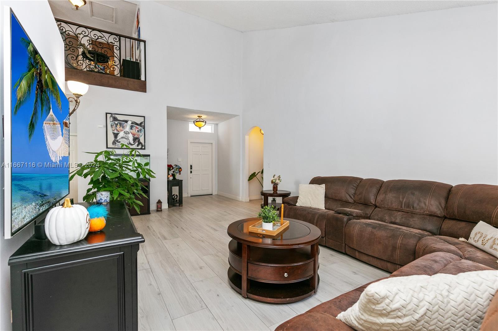 Listing Photo 14