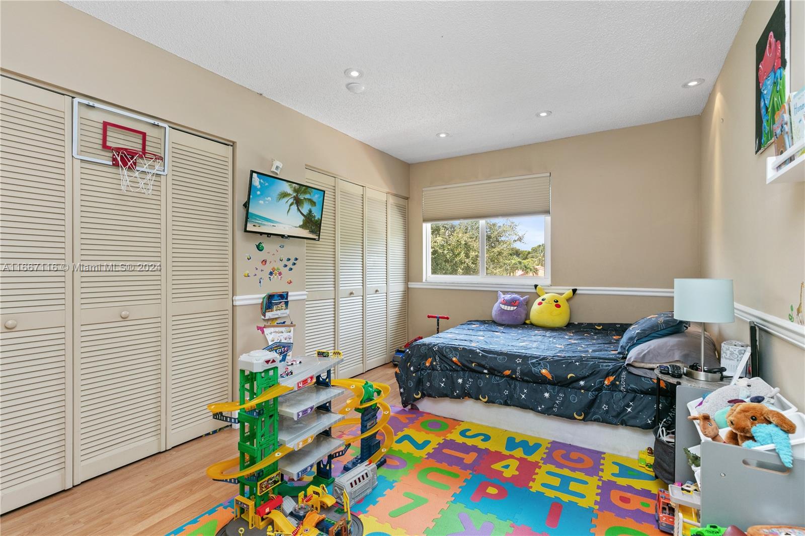 Listing Photo 27