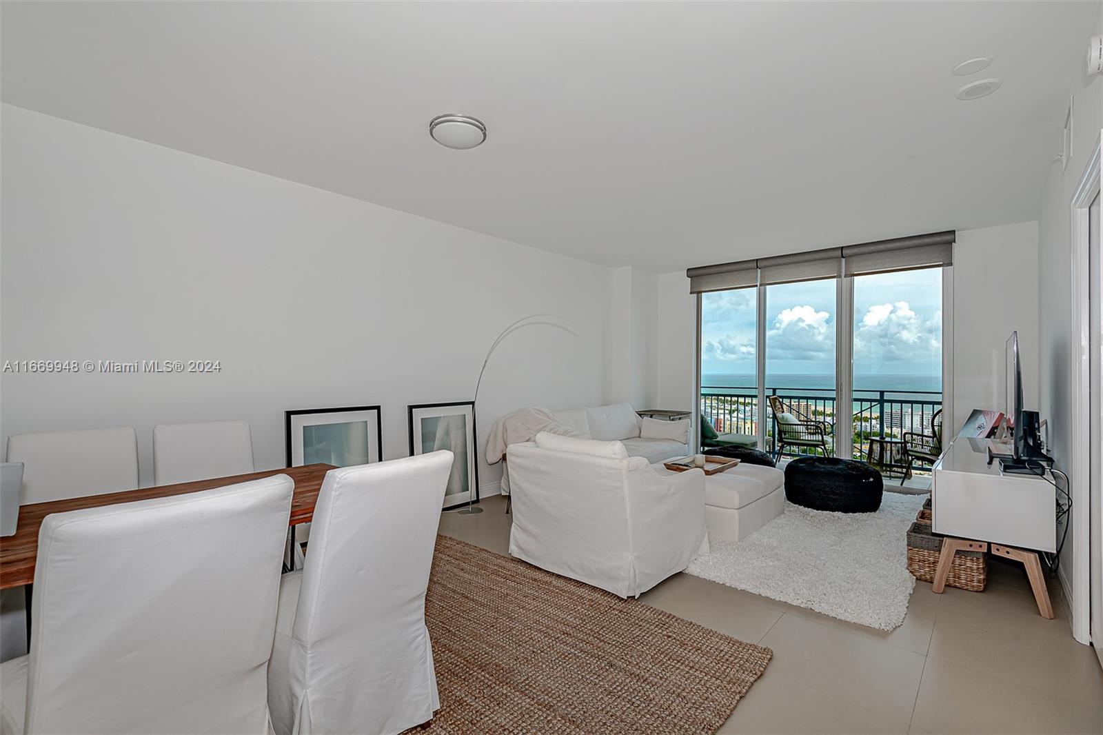 90 Alton Rd #PH3205, Miami Beach FL 33139