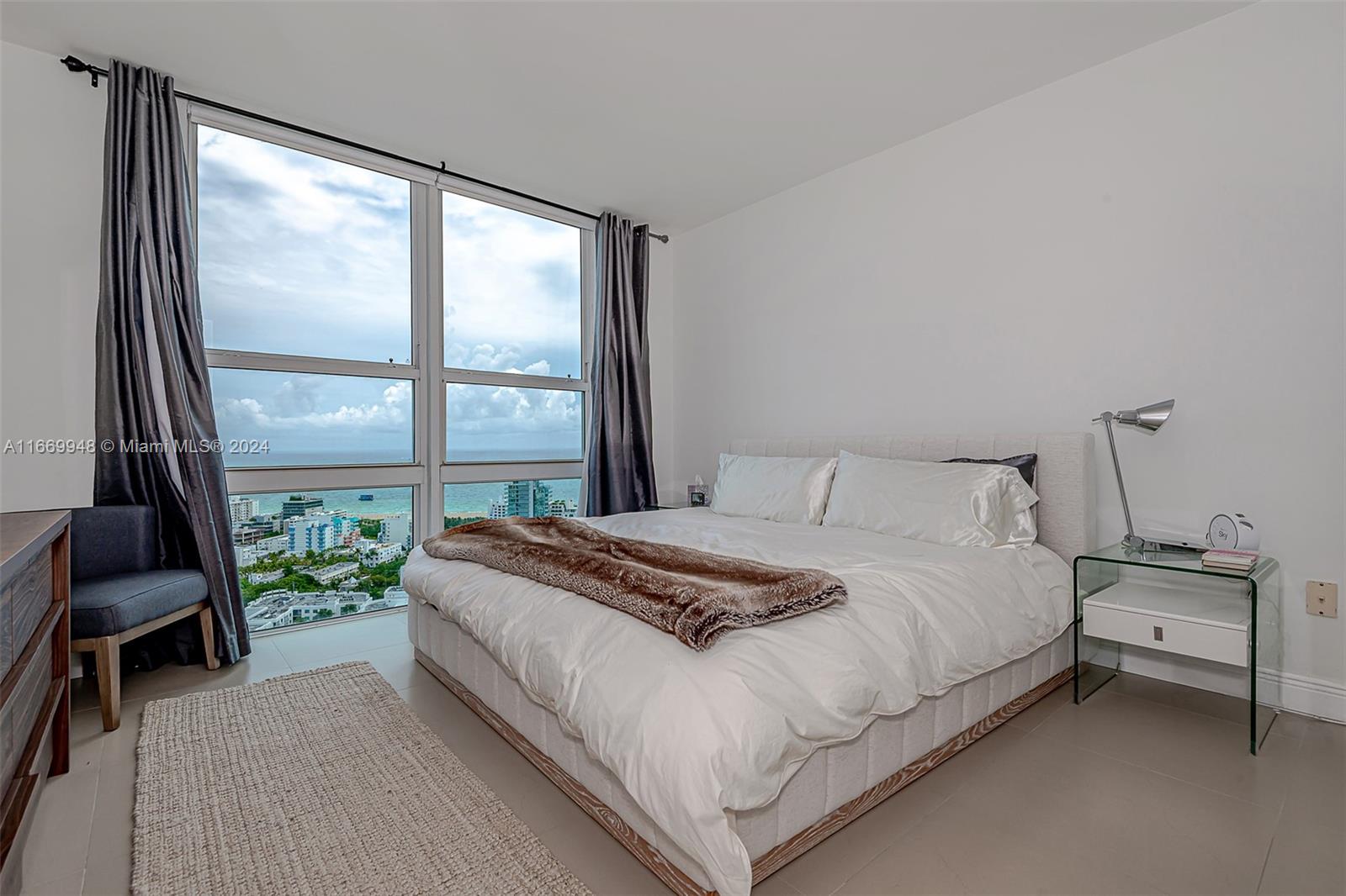 90 Alton Rd #PH3205, Miami Beach FL 33139