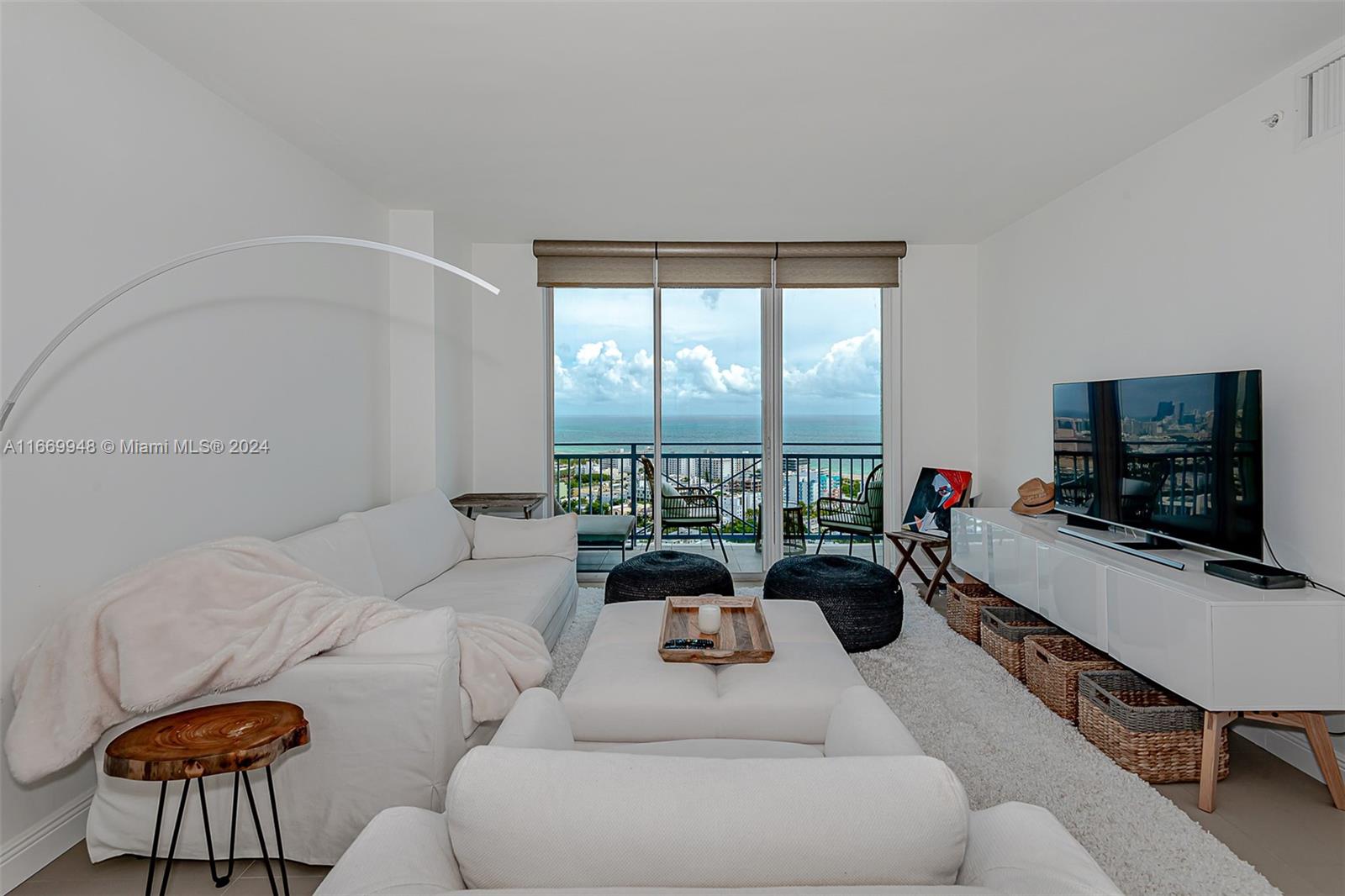 90 Alton Rd #PH3205, Miami Beach FL 33139
