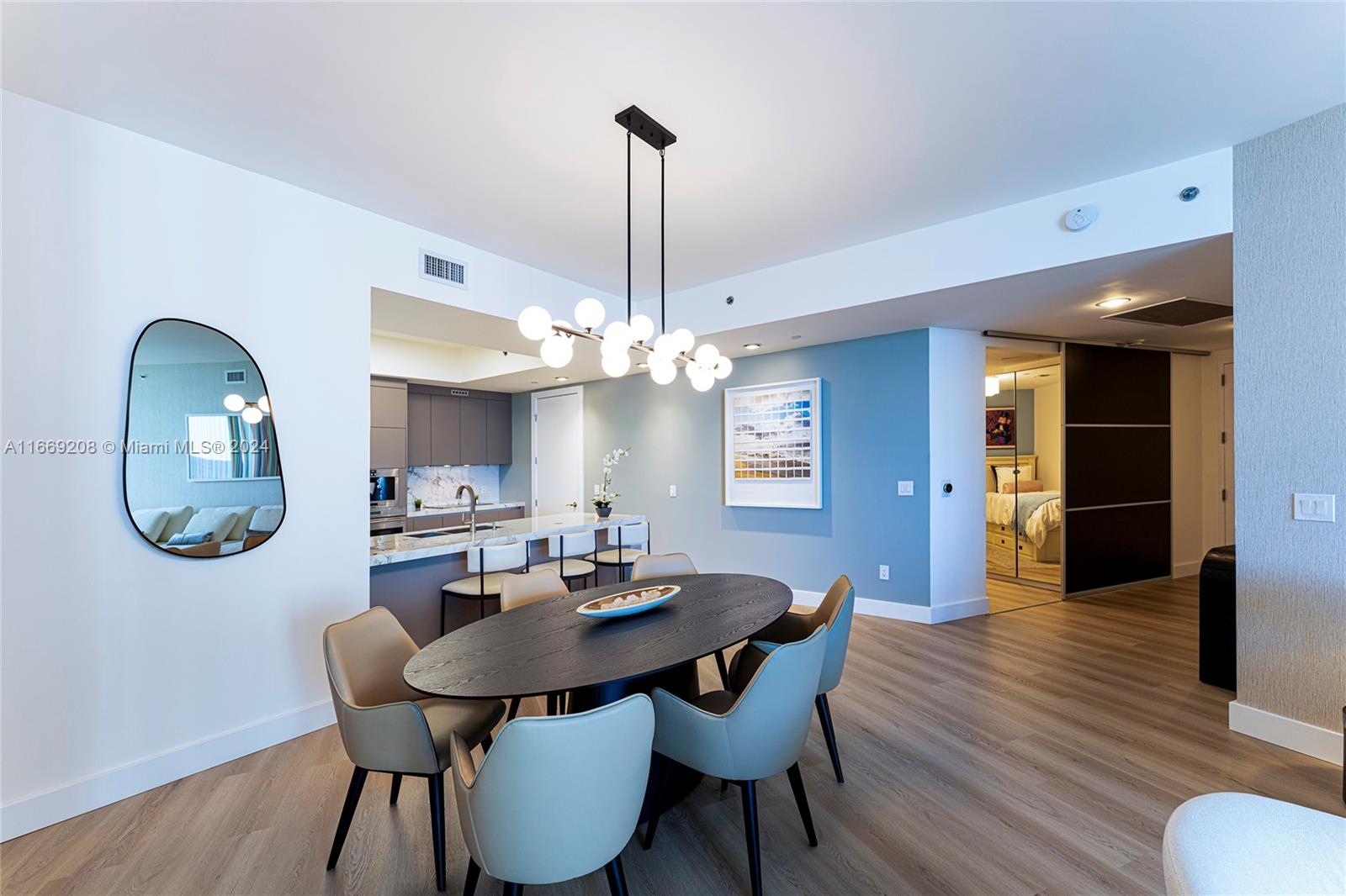 15901 Collins Ave #903, Sunny Isles Beach FL 33160