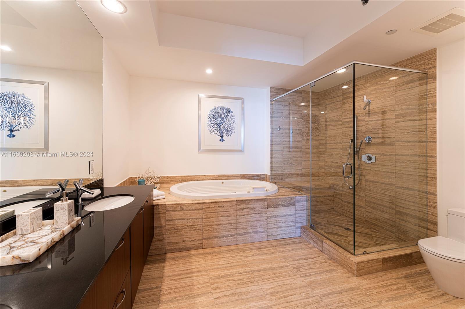 15901 Collins Ave #903, Sunny Isles Beach FL 33160
