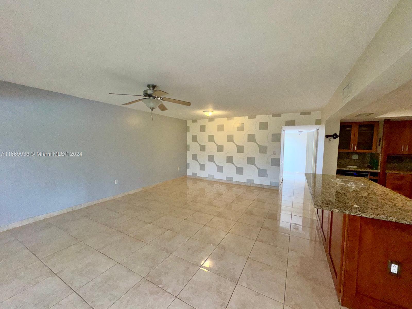 14249 Kendale Lakes Cir #14249, Miami, Florida image 12