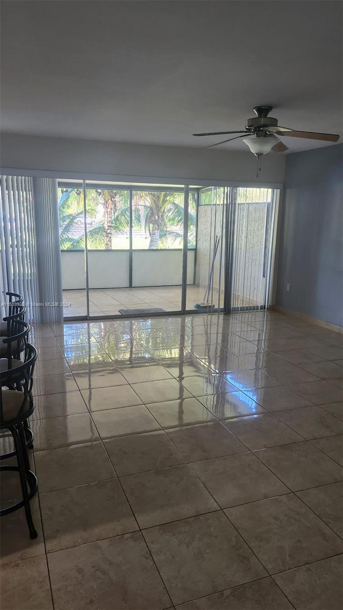 14249 Kendale Lakes Cir #14249, Miami, Florida image 17