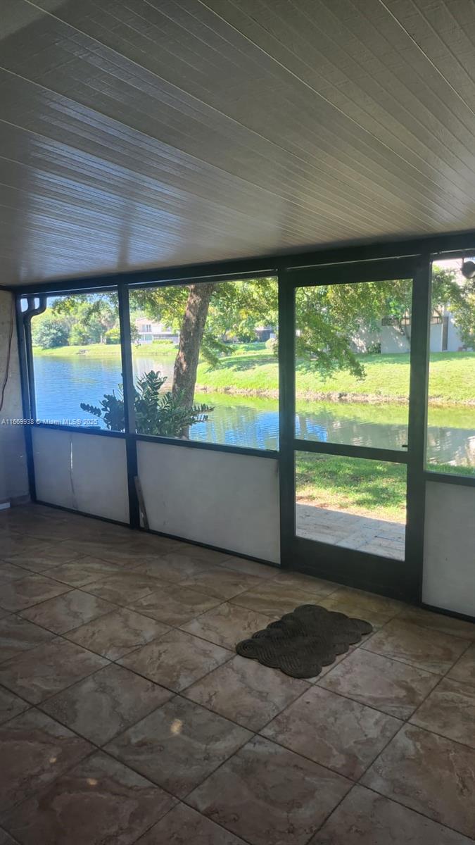 14249 Kendale Lakes Cir #14249, Miami, Florida image 18