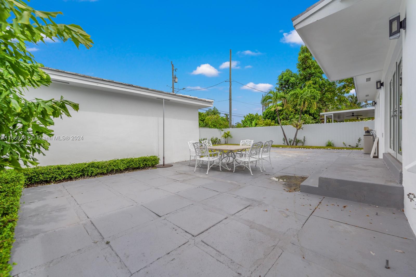 1445 71st St, Miami Beach, Florida image 27