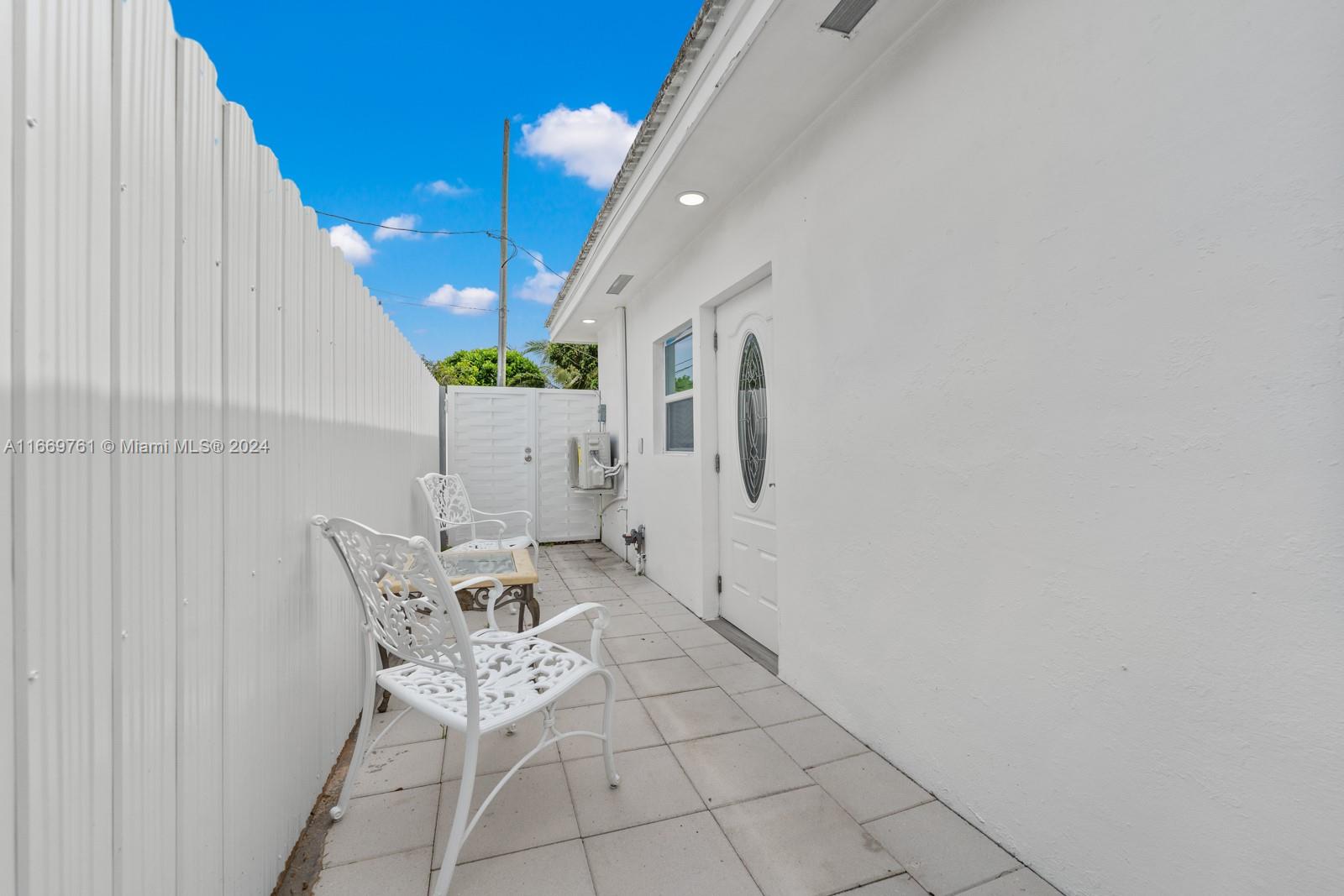 1445 71st St, Miami Beach, Florida image 31