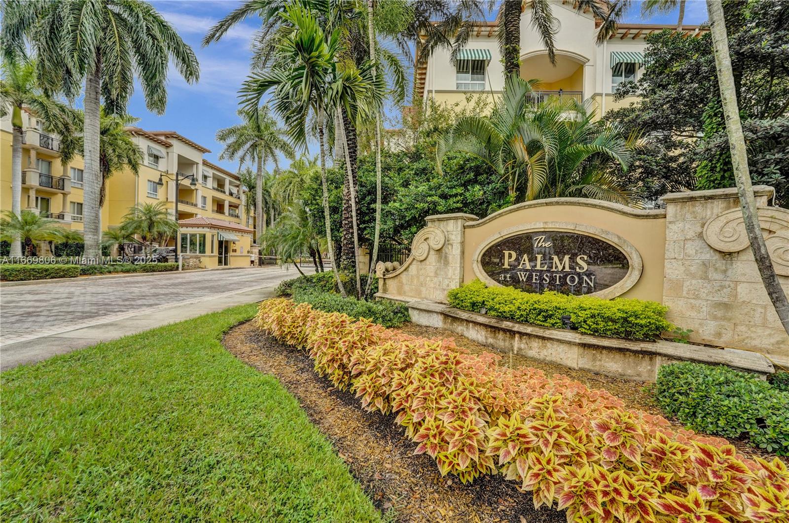 16102 Emerald Estates Drive #315, Weston, Florida image 14