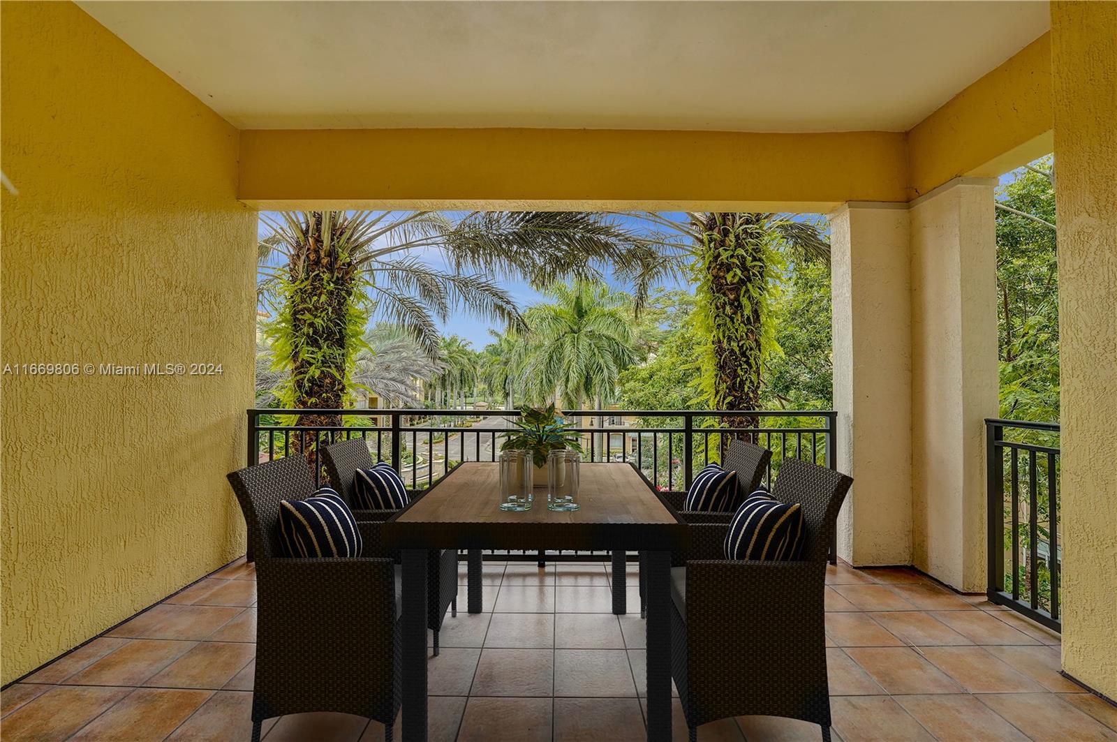 16102 Emerald Estates Drive #315, Weston, Florida image 23