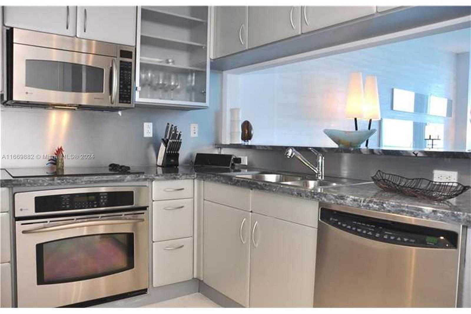 540 West Ave #2413, Miami Beach FL 33139
