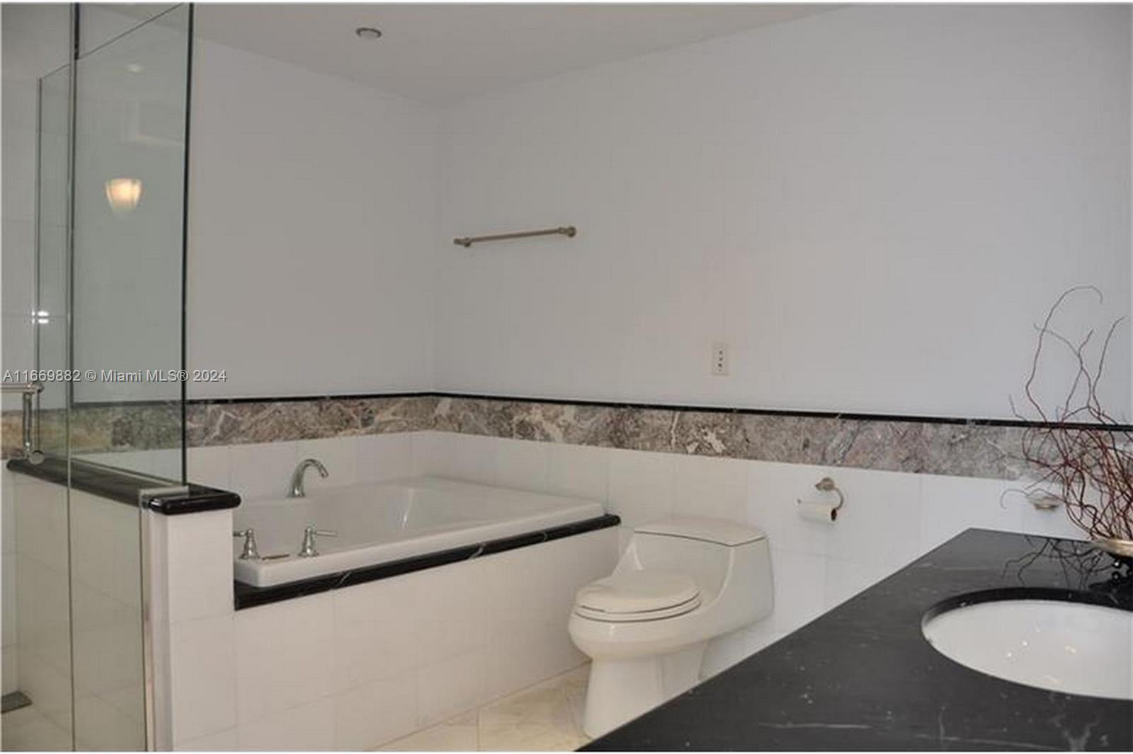 540 West Ave #2413, Miami Beach FL 33139