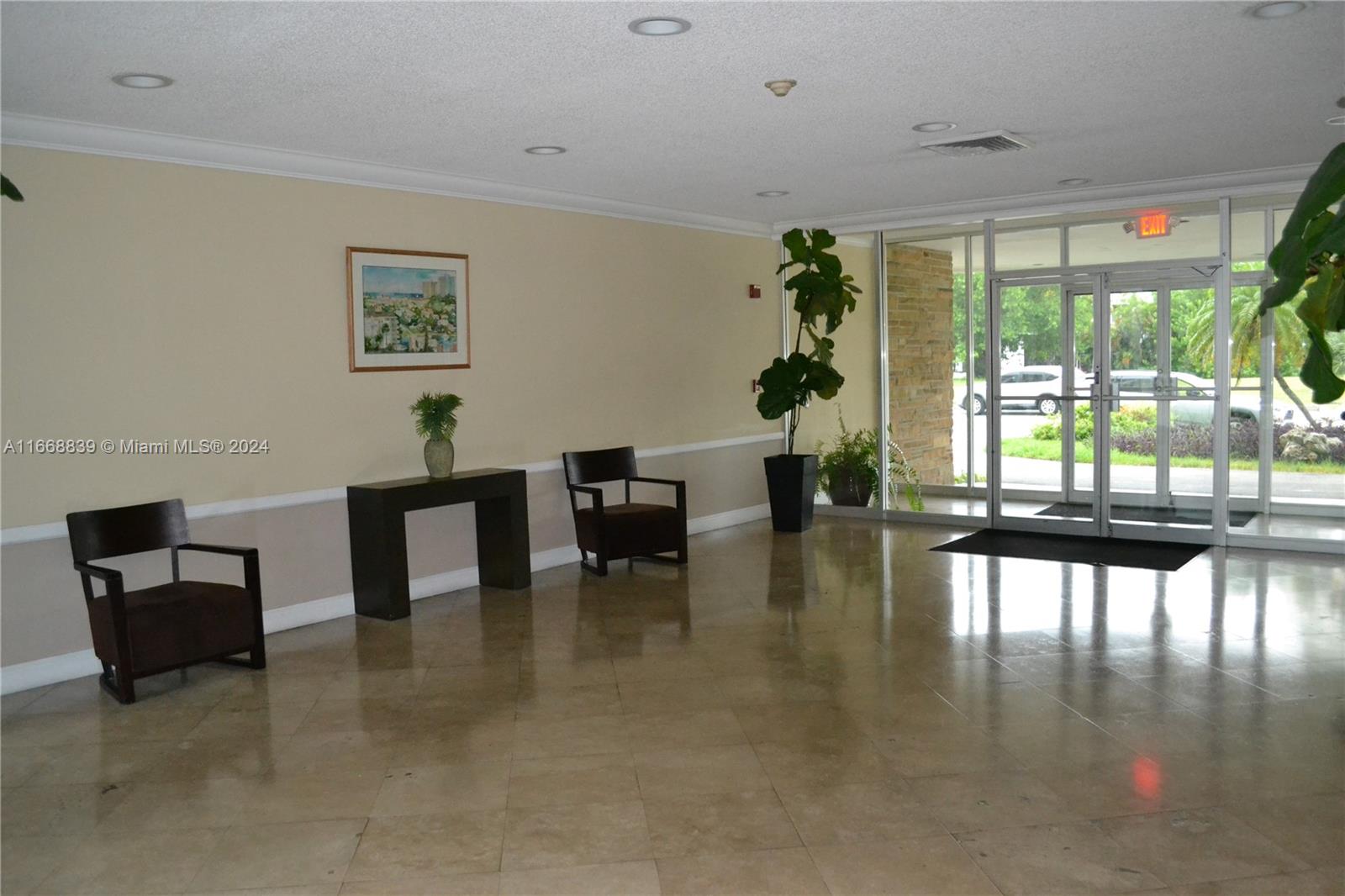 1050 93rd St #7B, Bay Harbor Islands, Florida image 2