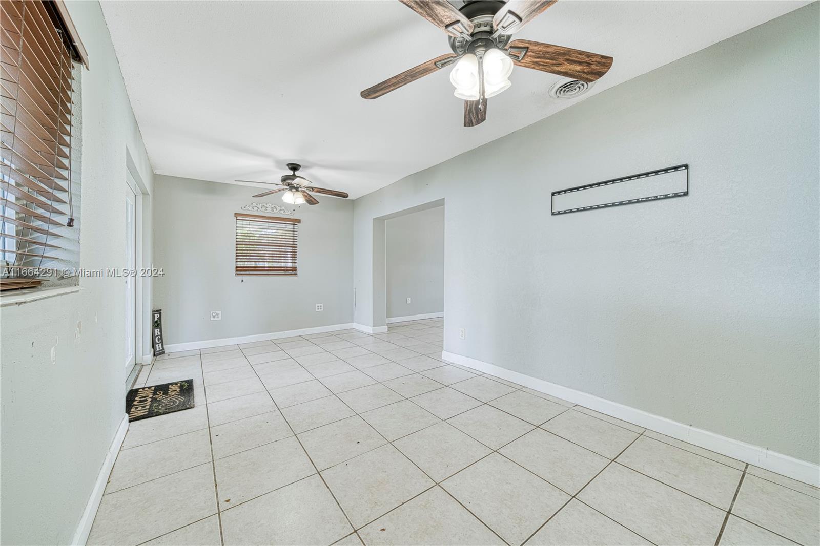 1211 NW 96th Ter, Pembroke Pines, Florida image 17