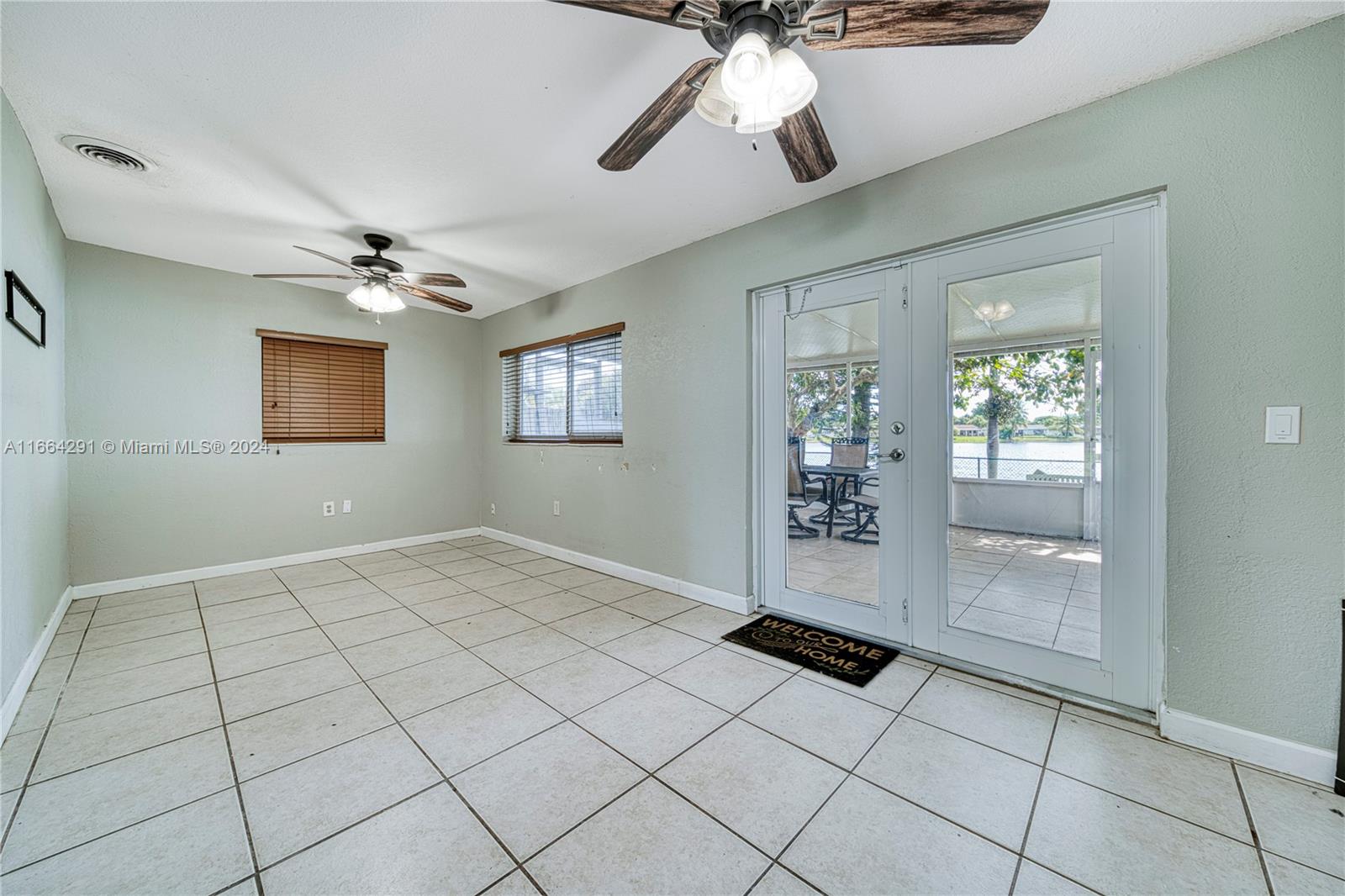 1211 NW 96th Ter, Pembroke Pines, Florida image 18