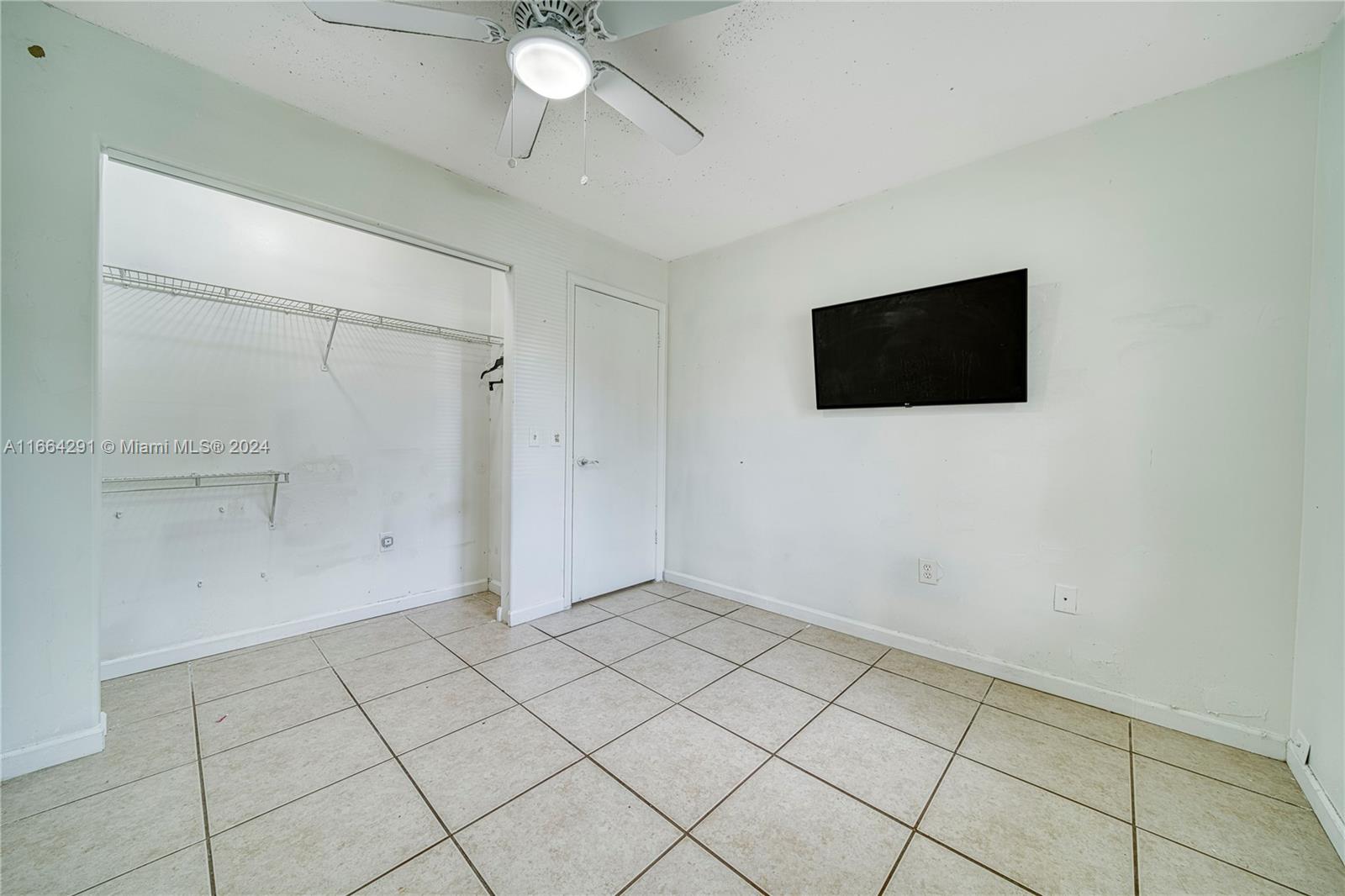 1211 NW 96th Ter, Pembroke Pines, Florida image 21