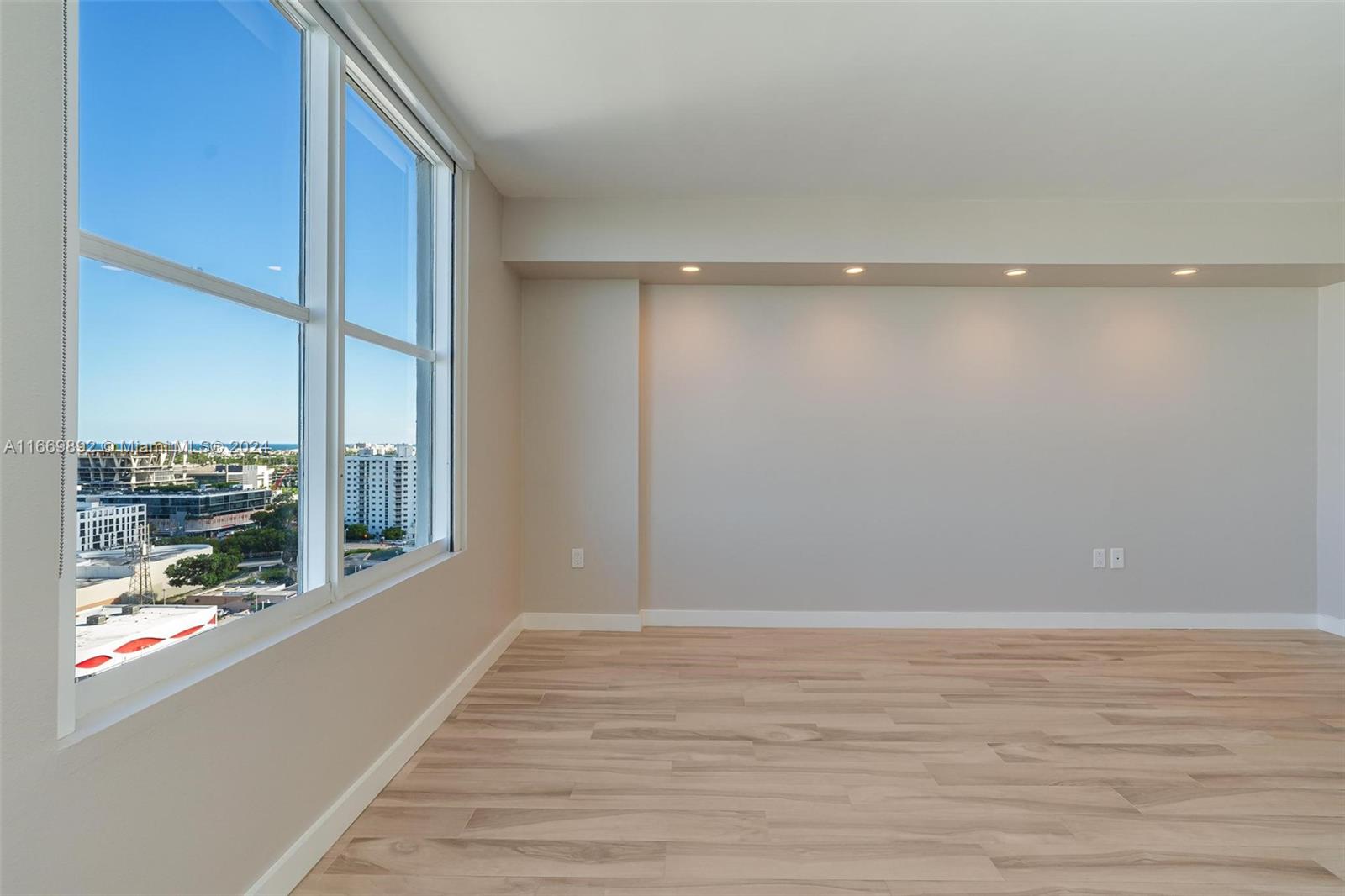 1800 Sunset Harbour Dr #1805, Miami Beach, Florida image 21