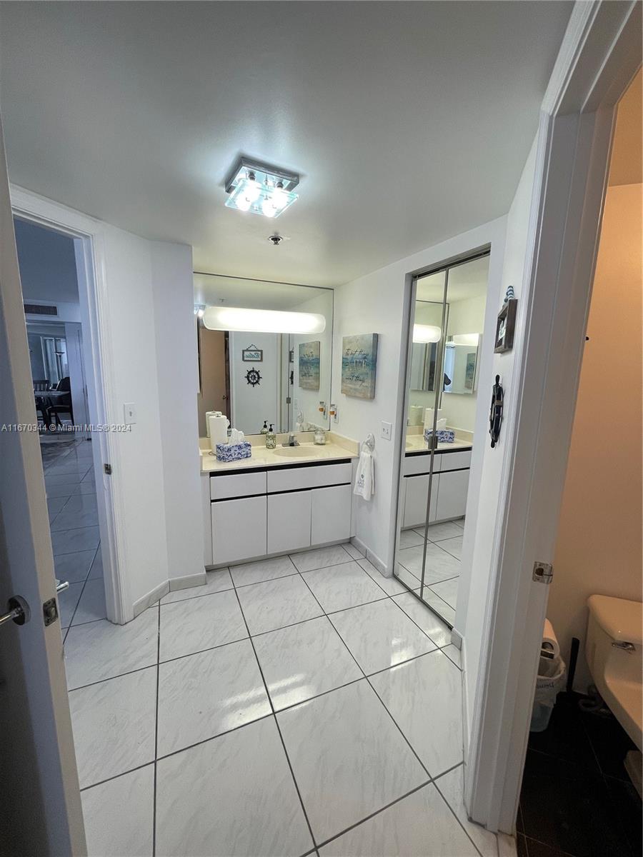 6767 Collins Ave #PH 2105, Miami Beach, Florida image 18