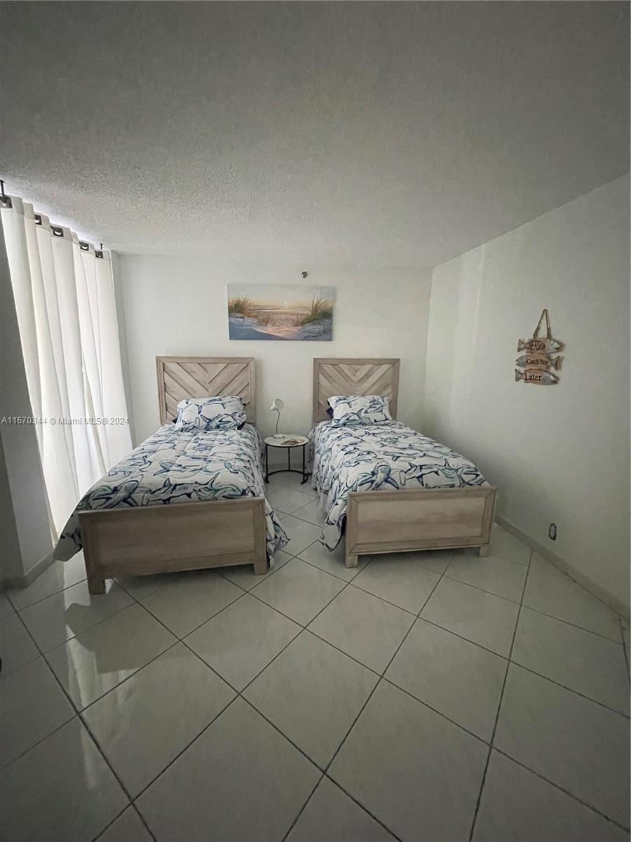 6767 Collins Ave #PH 2105, Miami Beach, Florida image 4