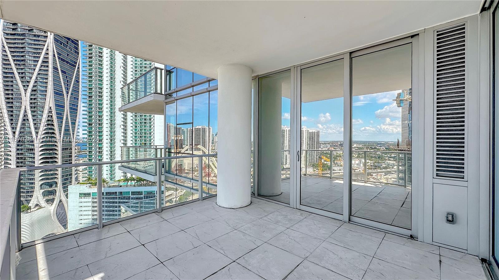 851 NE 1st Ave #2200, Miami, Florida image 24