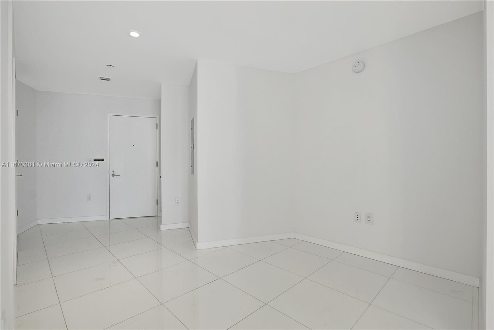 851 NE 1st Ave #2200, Miami, Florida image 32