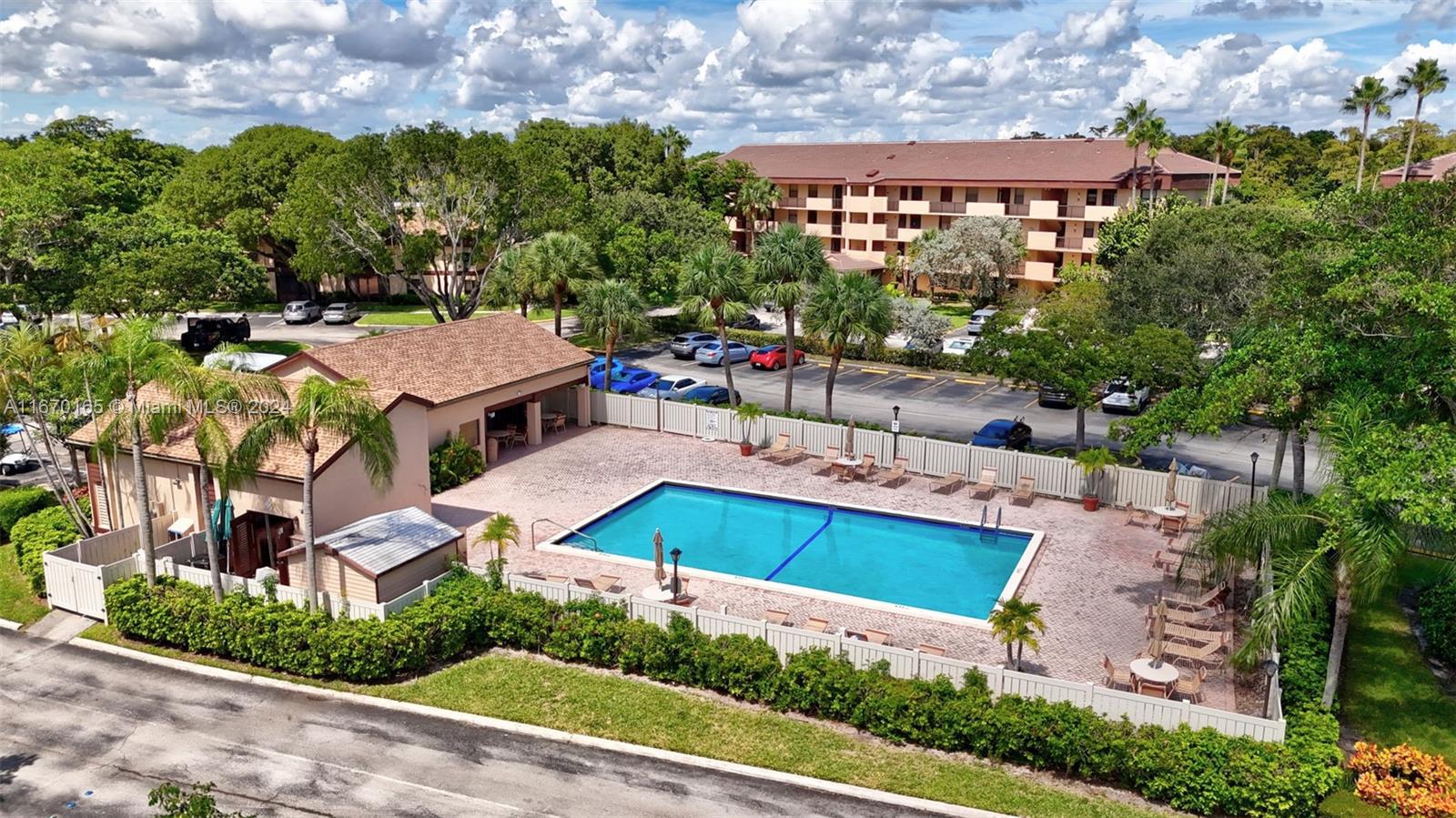 2660 N Carambola Cir N #303, Coconut Creek, Florida image 27