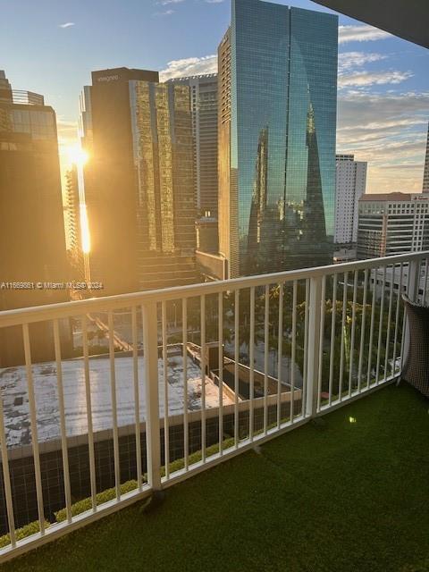 1250 S MIAMI AV #1610, Miami FL 33130