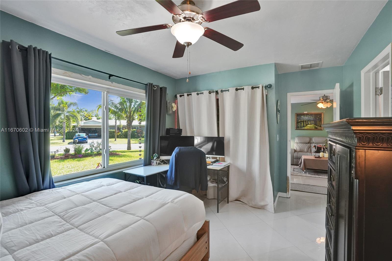 601 NW 22nd St, Wilton Manors, Florida image 36