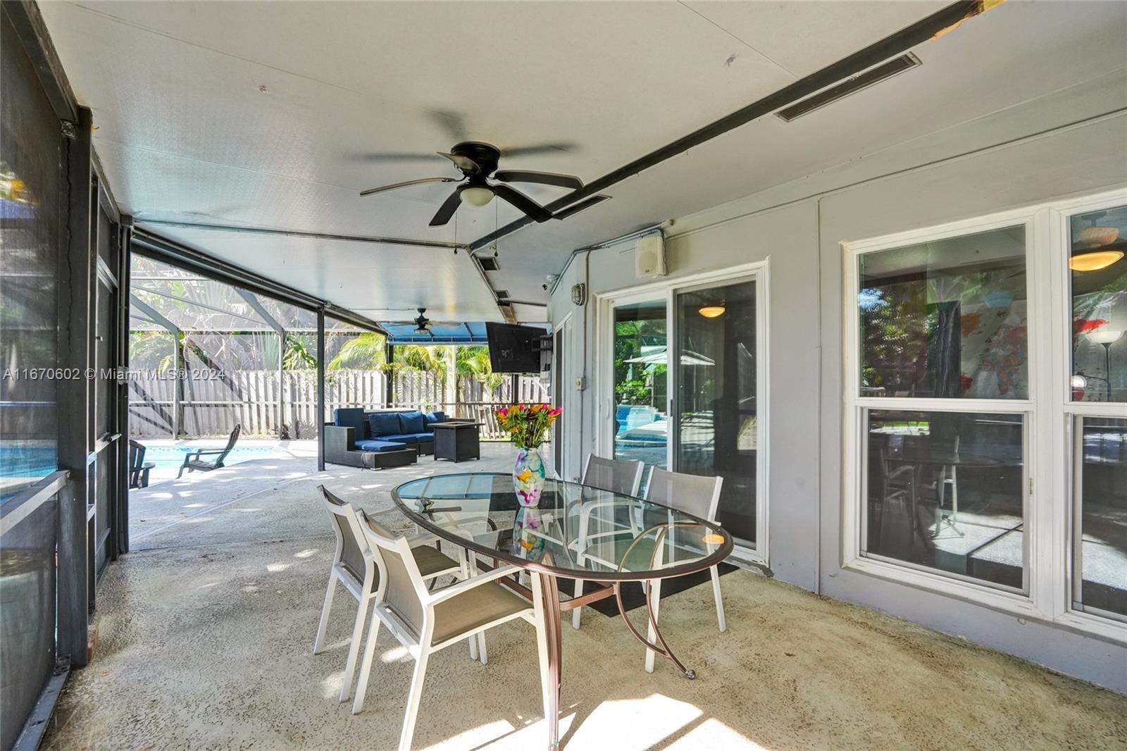 601 NW 22nd St, Wilton Manors, Florida image 45