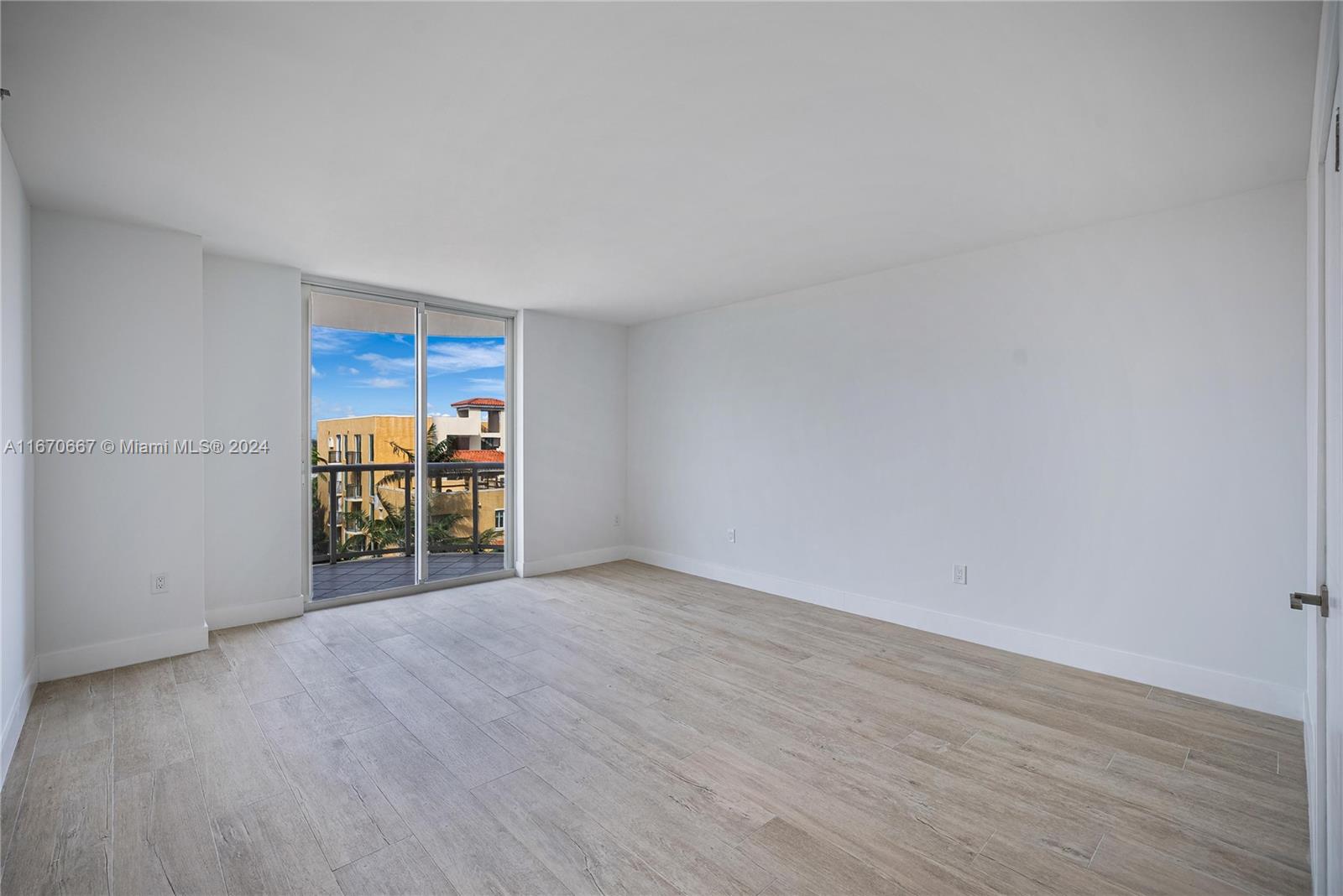 8855 Collins Ave #5G, Surfside FL 33154