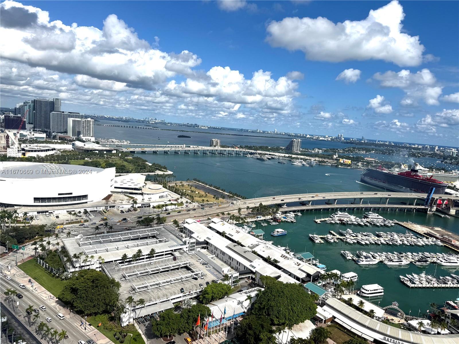244 Biscayne Blvd #3903, Miami FL 33132