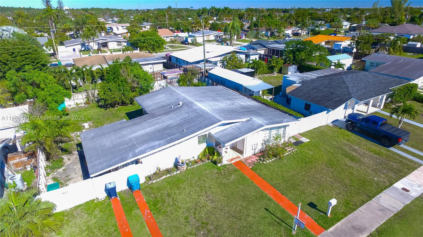 Roam Buy 11801 SW 176th St, Miami, FL with a 3.5 mortgage included.