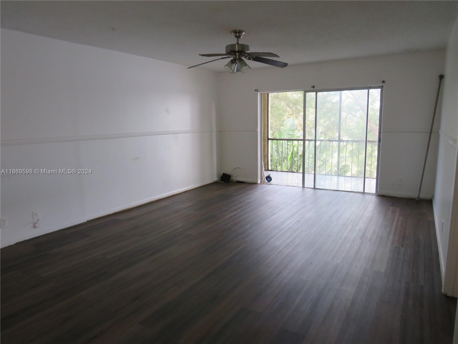 3360 Spanish Moss Ter #305, Lauderhill, Florida image 6