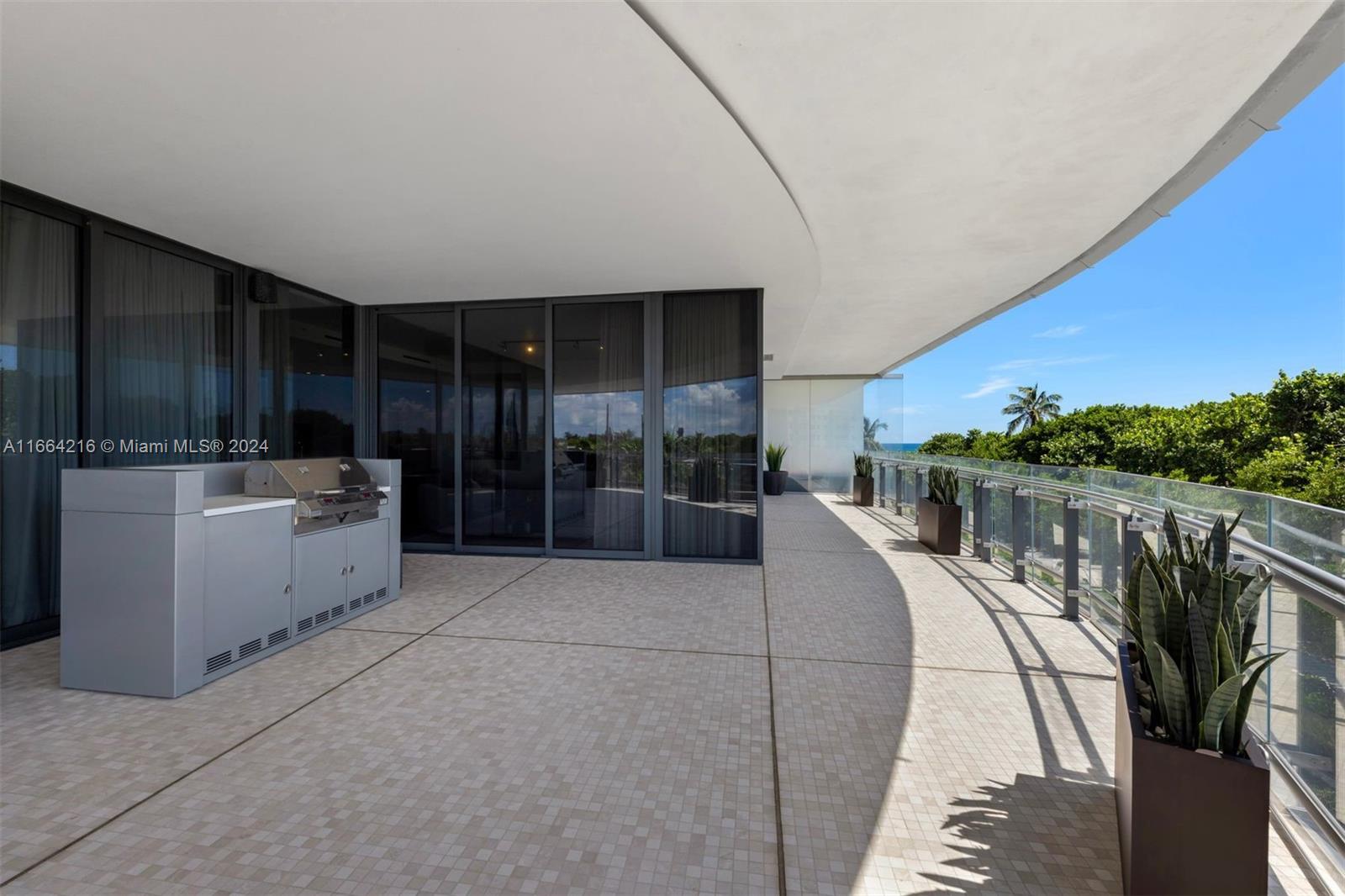 8701 Collins Ave #306, Miami Beach, Florida image 36