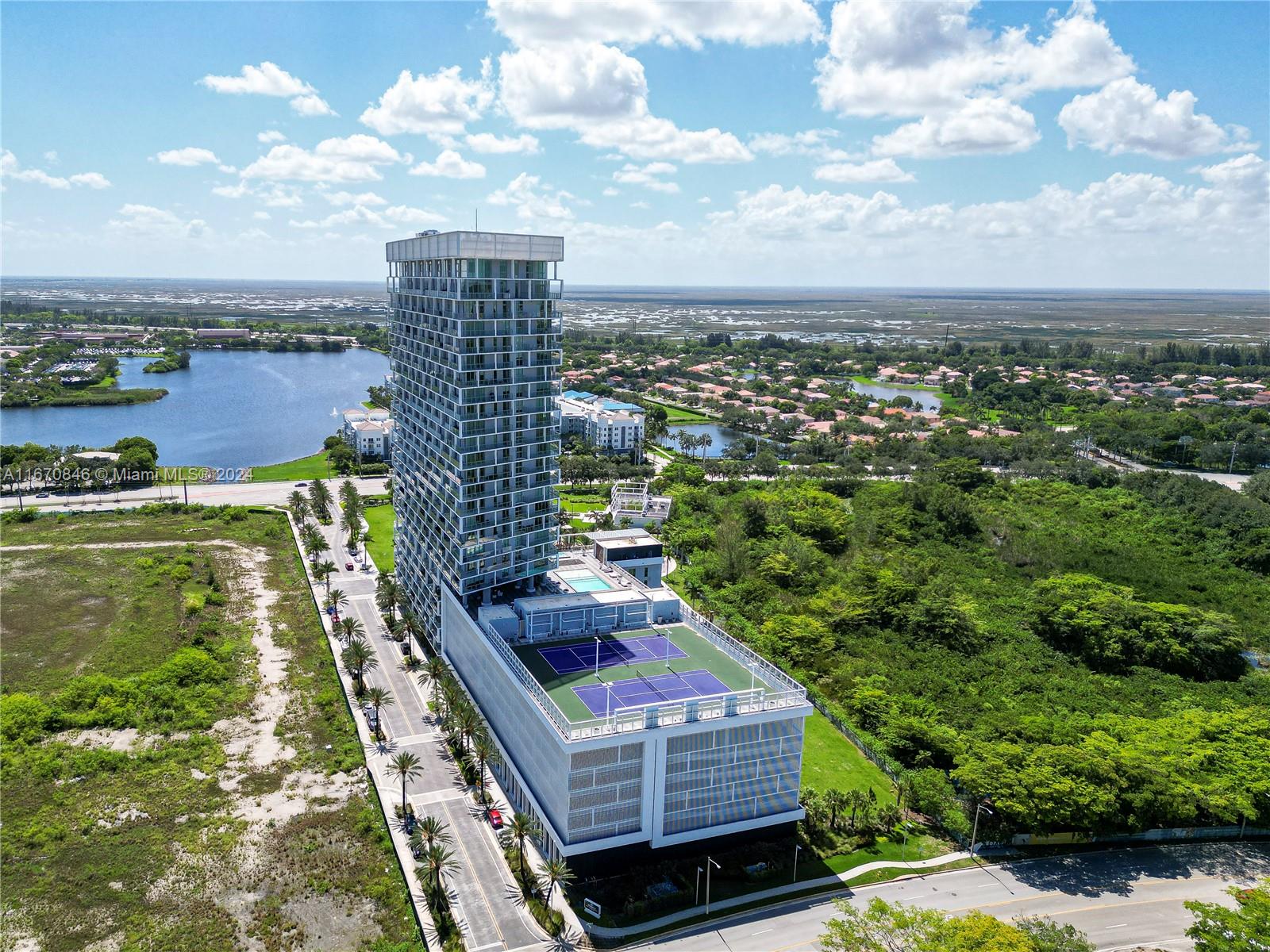 2000 Metropica Way #1611, Sunrise, Florida image 2