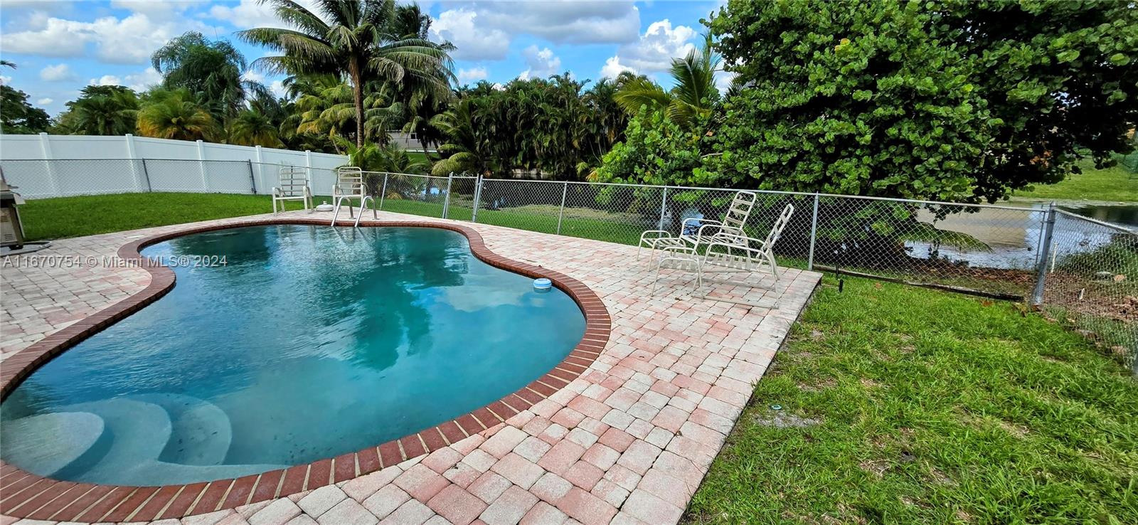 311 NW 96th Ave, Pembroke Pines, Florida image 15