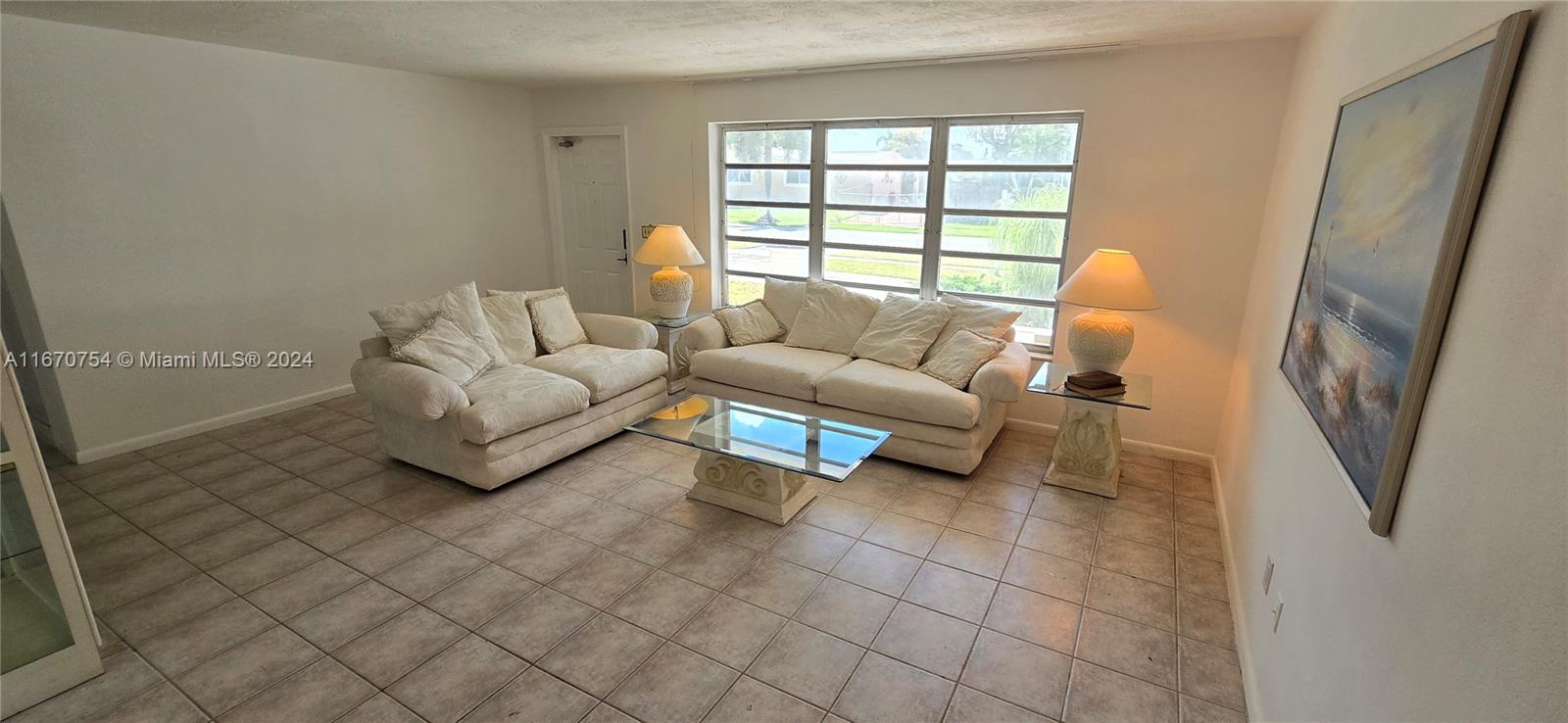 311 NW 96th Ave, Pembroke Pines, Florida image 2