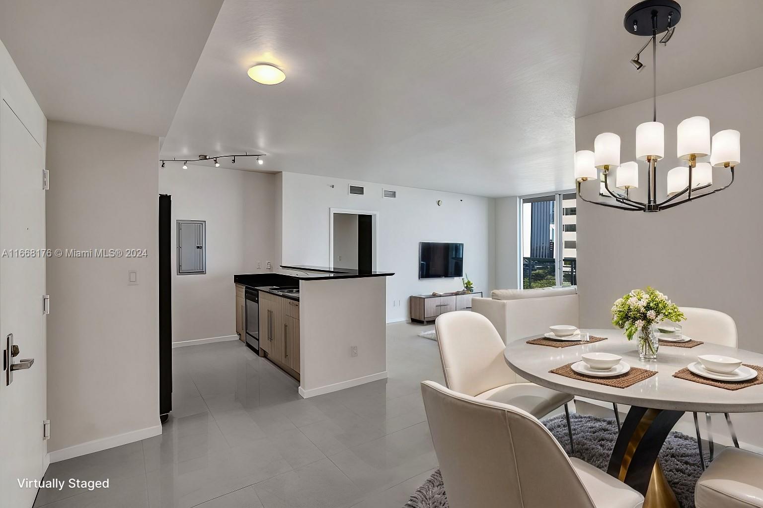 335 S Biscayne Blvd #1008, Miami FL 33131