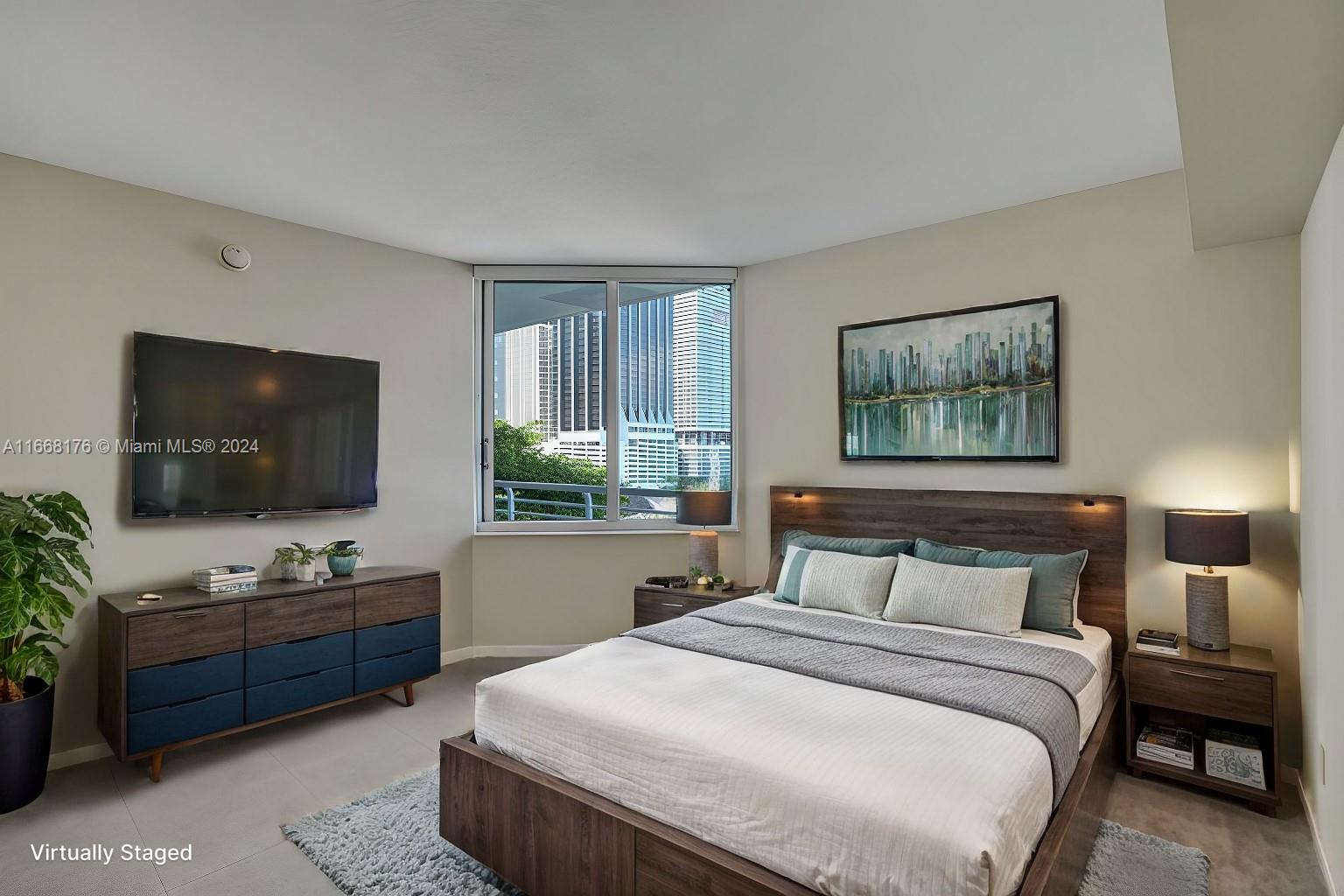 335 S Biscayne Blvd #1008, Miami FL 33131