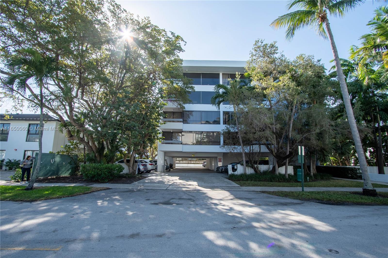 150 Sunrise Dr #4B, Key Biscayne, Florida image 19