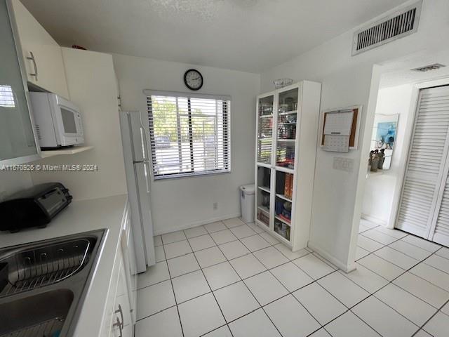 290 Racquet Club Rd #106, Weston, Florida image 27