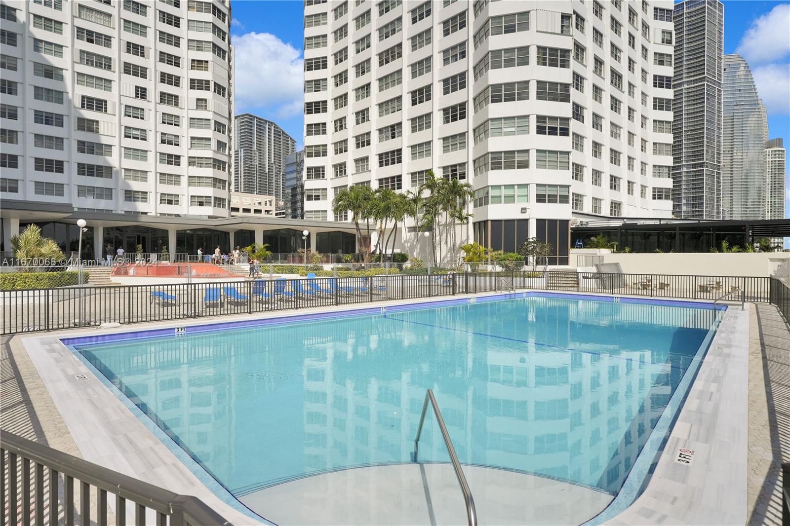 905 Brickell Bay Dr #1121, Miami, Florida image 13